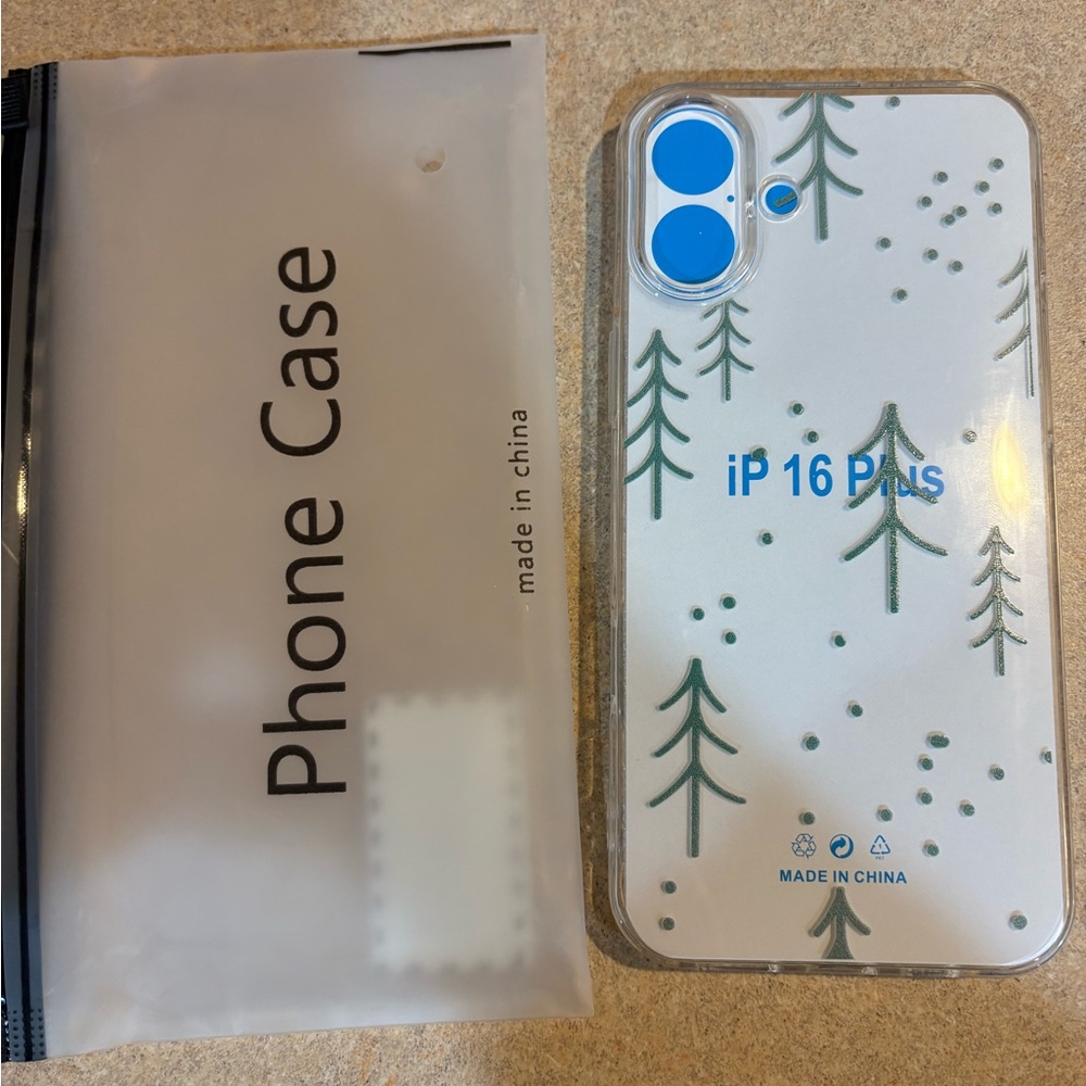Clear Phone Case for iP 16 Plus with Green Tree Design